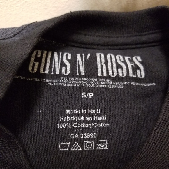 GUNS N' ROSES Band Tee (Size Small) - Picture 2 of 3